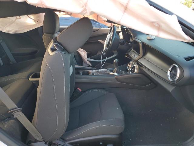 Photo 5 from auction – 2018 CHEVROLET CAMARO LS with VIN 1G1FA1RX1J0169757