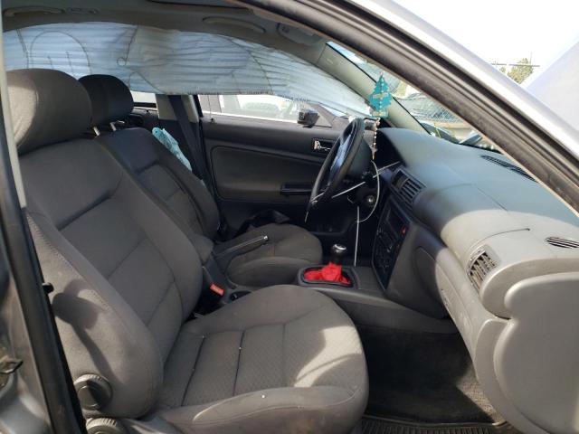 Photo 5 from auction – 2004 VOLKSWAGEN PASSAT GLS with VIN WVWPD63B44E286074