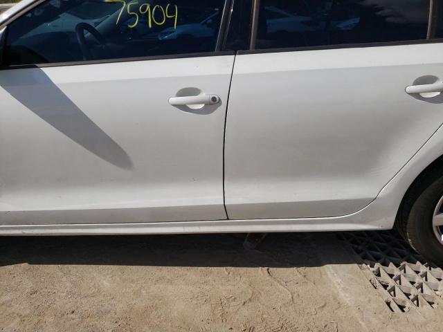 Photo 9 from auction – 2014 VOLKSWAGEN JETTA BASE with VIN 3VW2K7AJ3EM303780