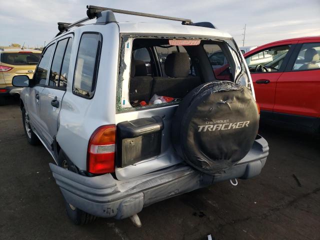 Photo 9 from auction – 2000 CHEVROLET TRACKER with VIN 2CNBJ13C1Y6921790