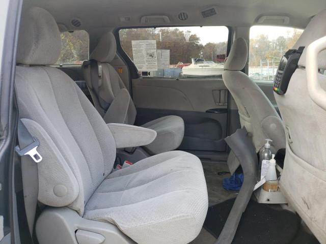 Photo 6 from auction – 2013 TOYOTA SIENNA LE with VIN 5TDKK3DC2DS320982