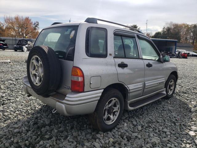 Photo 4 from auction – 2001 CHEVROLET TRACKER LT with VIN 2CNBE634716931448