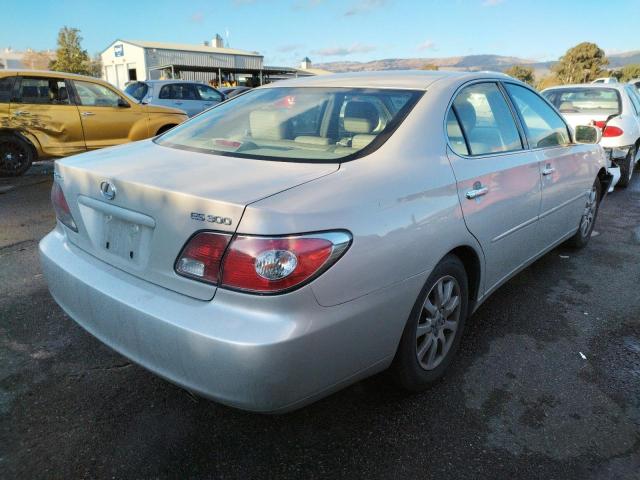 Photo 4 from auction – 2002 LEXUS ES 300 with VIN JTHBF30GX25015387
