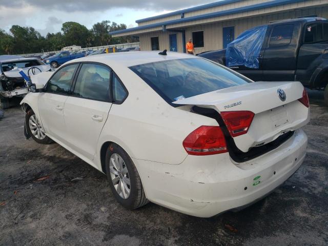 Photo 3 from auction – 2014 VOLKSWAGEN PASSAT S with VIN 1VWAP7A3XEC007395