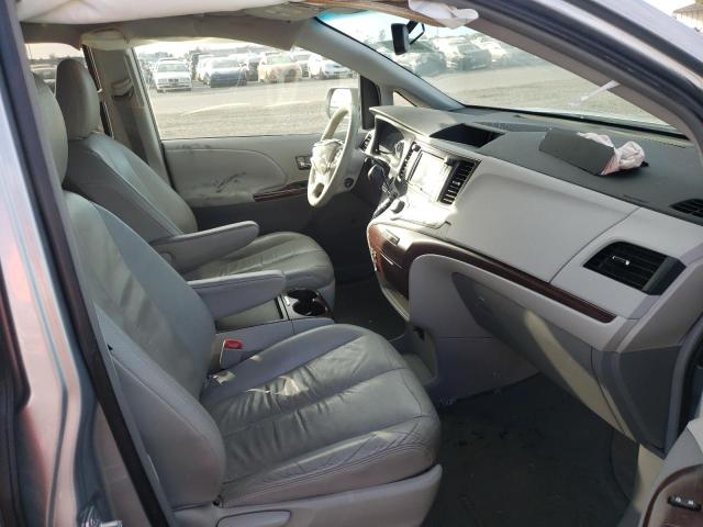 Photo 5 from auction – 2011 TOYOTA SIENNA XLE with VIN 5TDYK3DC4BS105370