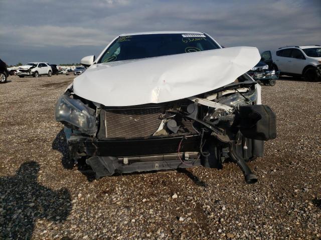 Photo 9 from auction – 2017 TOYOTA CAMRY with VIN 4T1BF1FK7HU632001