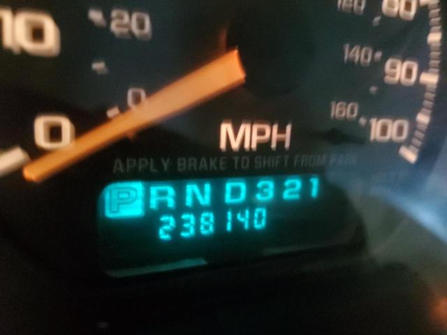 Photo 8 from auction – 2001 CHEVROLET SILVERADO with VIN 1GCEC14V51Z116011