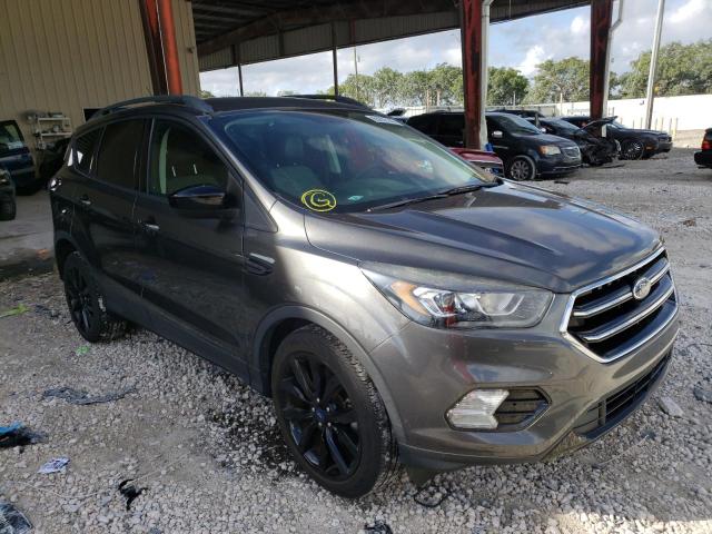 FORD ESCAPE SE 2017 with VIN 1FMCU0GD1HUE64795 - Photo from auction