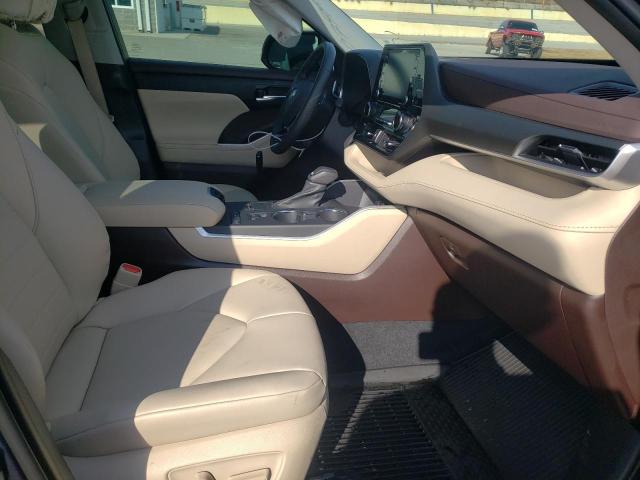 Photo 5 from auction – 2021 TOYOTA HIGHLANDER with VIN 5TDGZRAH3MS083326