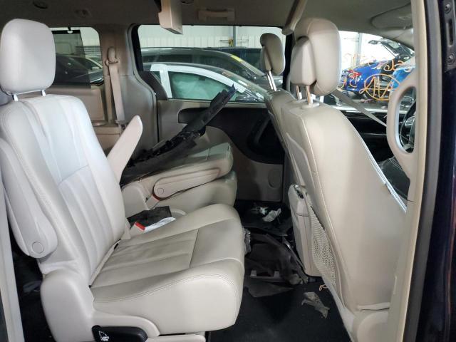 Photo 6 from auction – 2015 CHRYSLER TOWN & COU with VIN 2C4RC1CG5FR578543