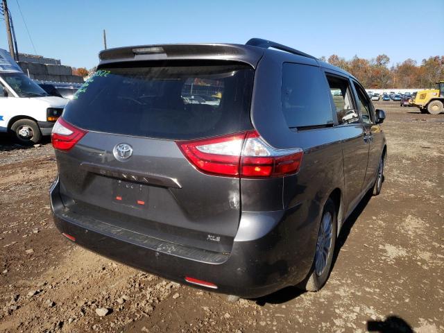 Photo 4 from auction – 2017 TOYOTA SIENNA XLE with VIN 5TDYZ3DC6HS841893