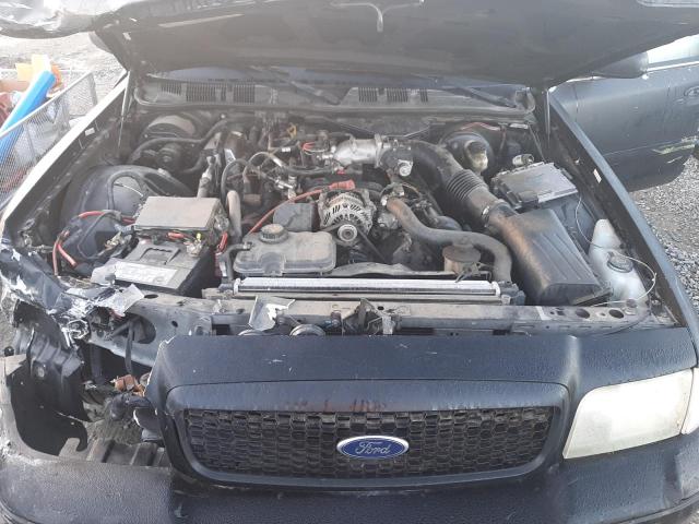Photo 7 from auction – 2008 FORD CROWN VICT with VIN 2FAFP71V28X125142