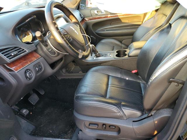 Photo 7 from auction – 2018 LINCOLN MKT with VIN 2LMHJ5NK4JBL02673