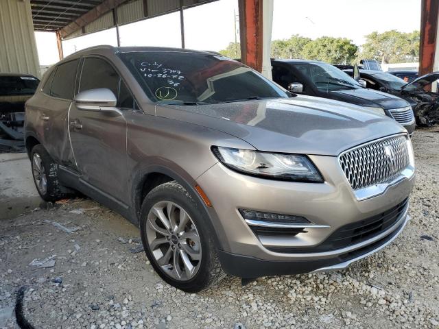 LINCOLN MKC SELECT 2019 with VIN 5LMCJ2C90KUL33707 - Photo from auction