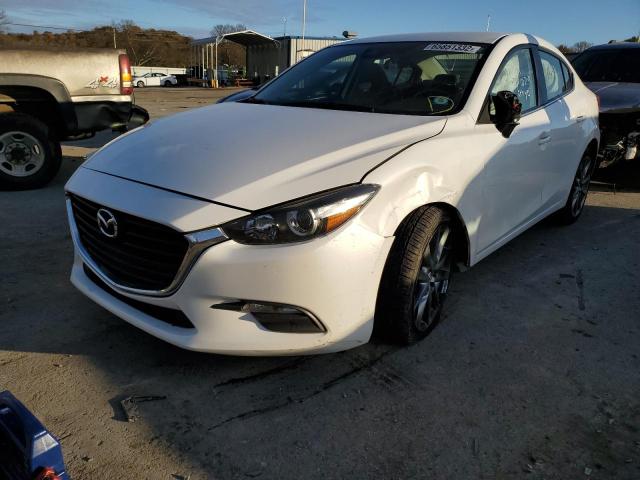 Photo 2 from auction – 2018 MAZDA 3 TOURING with VIN 3MZBN1V38JM203054