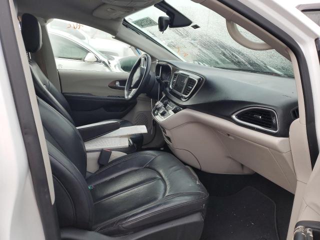 Photo 5 from auction – 2018 CHRYSLER PACIFICA T with VIN 2C4RC1BG0JR120323