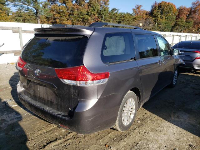 Photo 4 from auction – 2012 TOYOTA SIENNA XLE with VIN 5TDYK3DC3CS223878