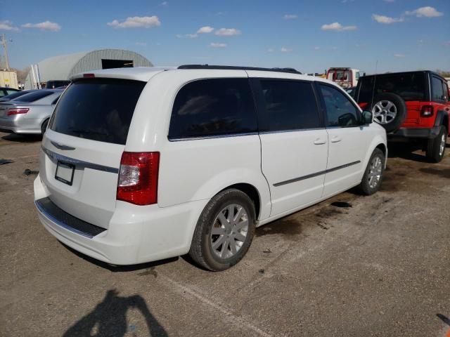 Photo 4 from auction – 2015 CHRYSLER TOWN & COU with VIN 2C4RC1BG9FR740336