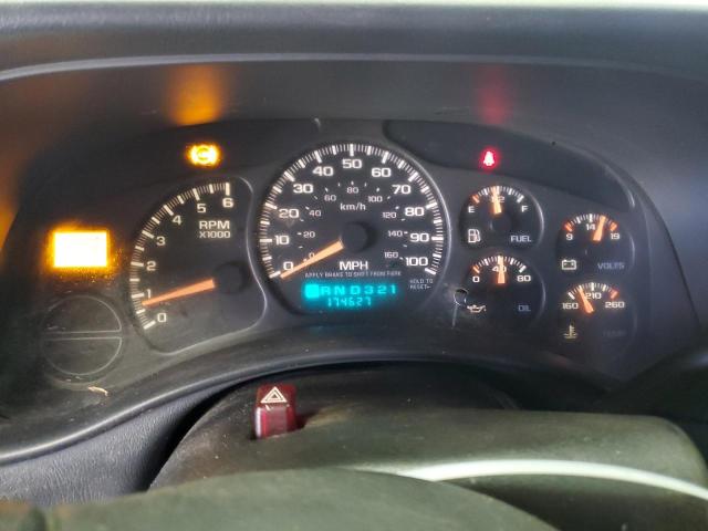 Photo 8 from auction – 2002 CHEVROLET SILVERADO with VIN 2GCEK19T221243920