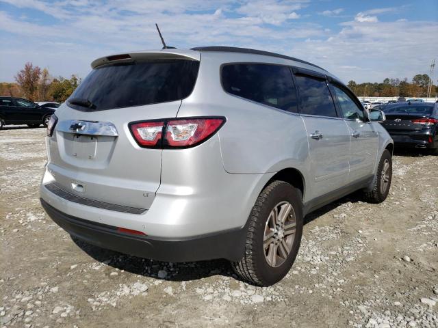Photo 4 from auction – 2017 CHEVROLET TRAVERSE L with VIN 1GNKRHKD6HJ210483