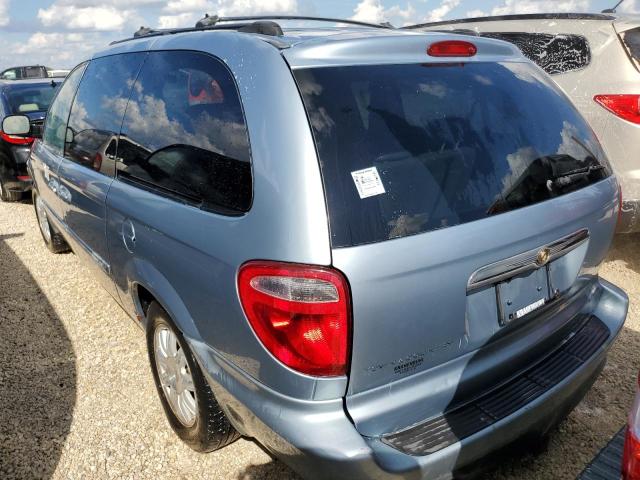 Photo 3 from auction – 2005 CHRYSLER TOWN & COU with VIN 2C4GP54L55R483543