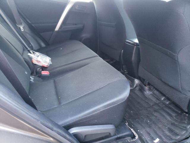 Photo 6 from auction – 2015 TOYOTA RAV4 LE with VIN JTMZFREV3FD069507