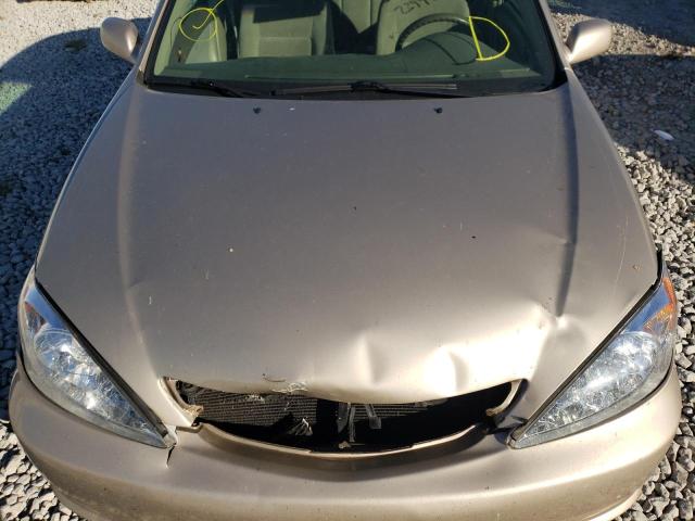Photo 7 from auction – 2004 TOYOTA CAMRY LE with VIN 4T1BE32KX4U845622