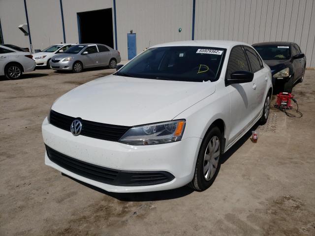 Photo 2 from auction – 2014 VOLKSWAGEN JETTA BASE with VIN 3VW2K7AJ3EM303780