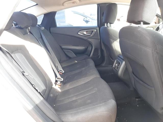 Photo 6 from auction – 2015 CHRYSLER 200 LIMITE with VIN 1C3CCCAB0FN555410