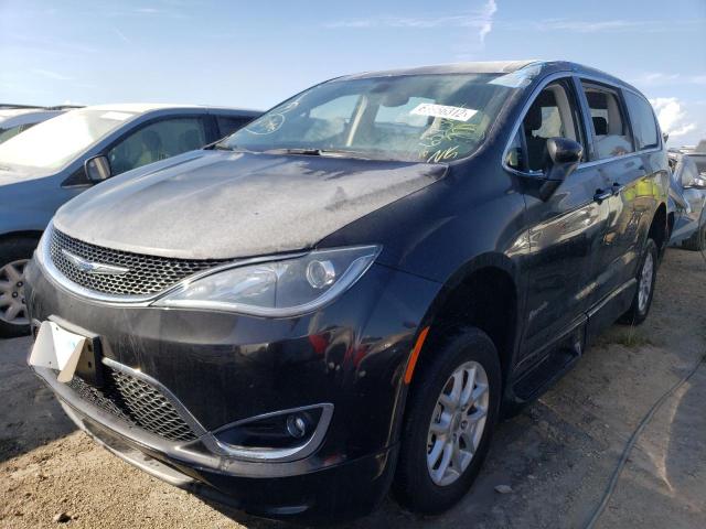 Photo 2 from auction – 2017 CHRYSLER PACIFICA T with VIN 2C4RC1BG6HR796561