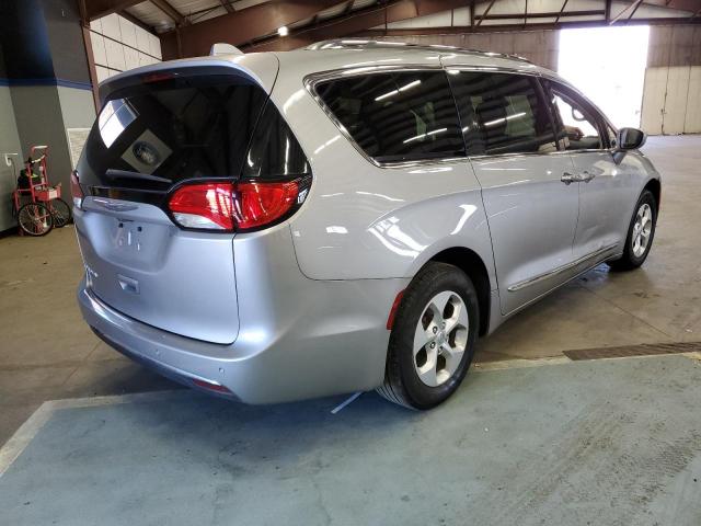 Photo 4 from auction – 2017 CHRYSLER PACIFICA T with VIN 2C4RC1EG6HR757657