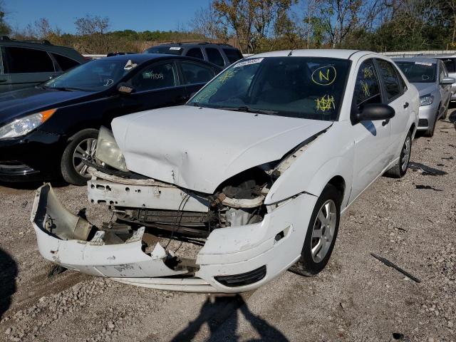 Photo 2 from auction – 2005 FORD FOCUS ZX4 with VIN 1FAFP34N25W215855