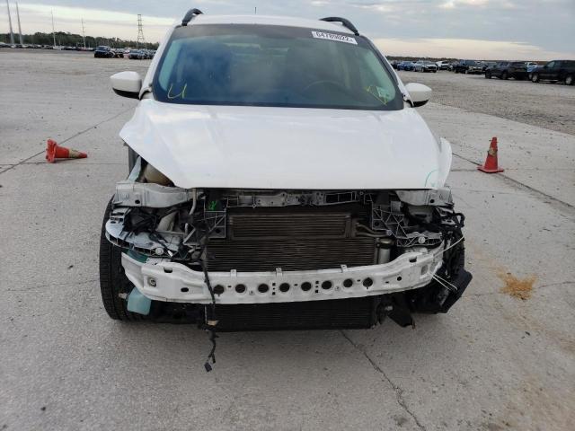 Photo 9 from auction – 2017 FORD ESCAPE SE with VIN 1FMCU0GD4HUB96440
