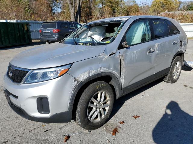 Photo 2 from auction – 2015 KIA SORENTO LX with VIN 5XYKT3A60FG579417