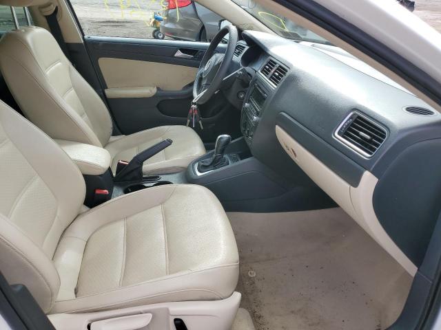 Photo 5 from auction – 2014 VOLKSWAGEN JETTA with VIN 3VWD17AJ3EM226923
