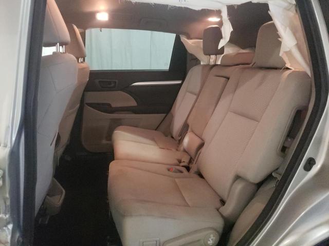 Photo 6 from auction – 2018 TOYOTA HIGHLANDER with VIN 5TDBZRFH1JS912487