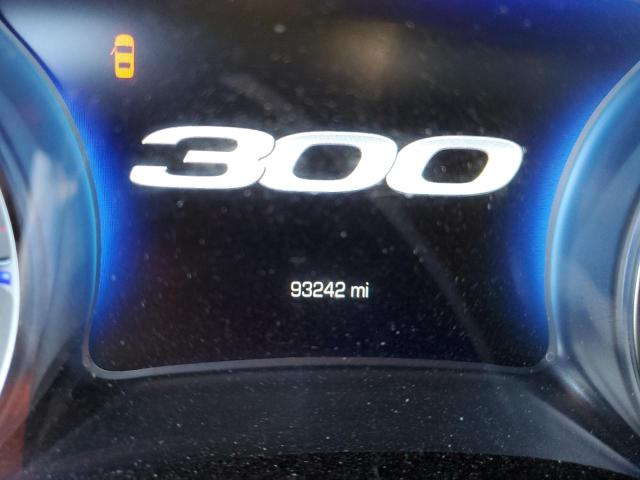 Photo 8 from auction – 2018 CHRYSLER 300 LIMITE with VIN 2C3CCAKG7JH300415