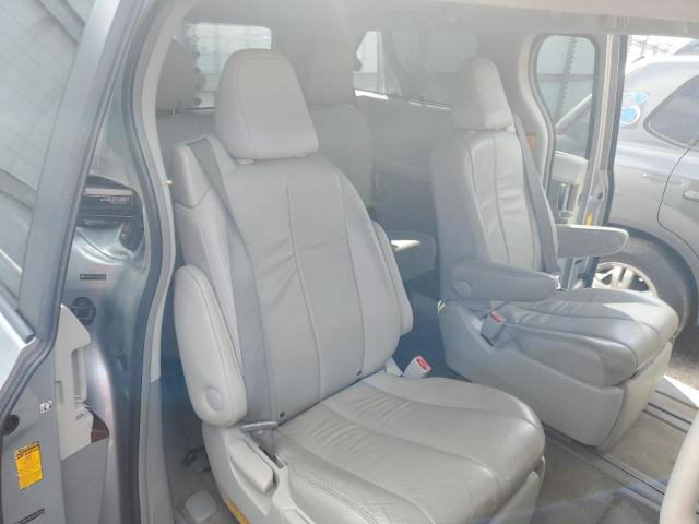 Photo 11 from auction – 2014 TOYOTA SIENNA XLE with VIN 5TDDK3DC9ES078346