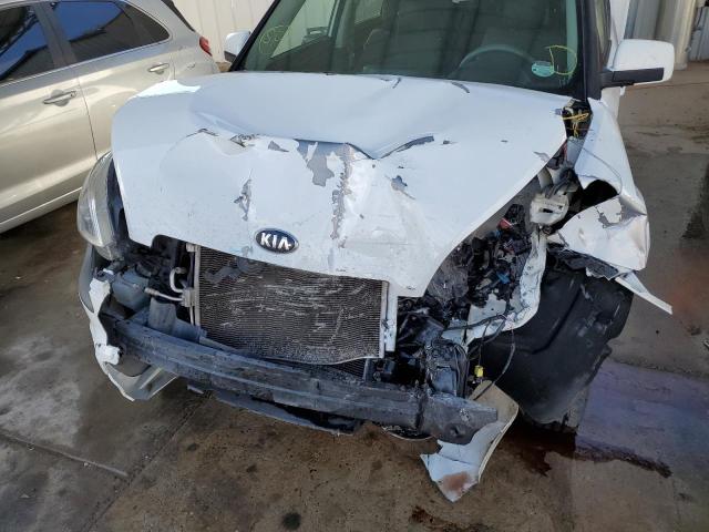 Photo 9 from auction – 2013 KIA SOUL with VIN KNDJT2A59D7773838