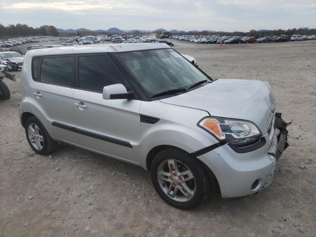 KIA SOUL +/!/S 2011 with VIN KNDJT2A29B7712122 - Photo from auction
