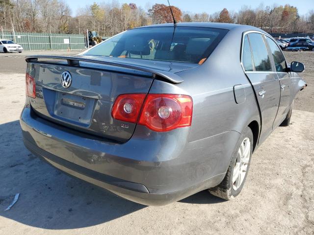 Photo 4 from auction – 2007 VOLKSWAGEN JETTA WOLF with VIN 3VWEG71K87M138707