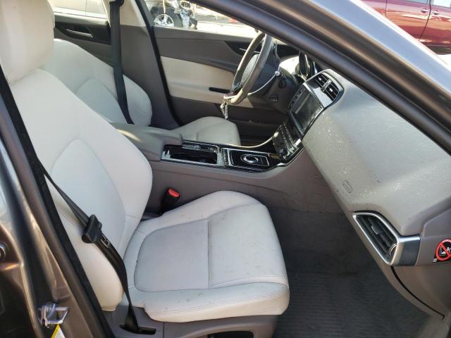 Photo 5 from auction – 2018 JAGUAR XE PREMIUM with VIN SAJAJ4GX0JCP37616