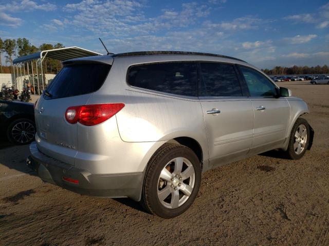 Photo 4 from auction – 2012 CHEVROLET TRAVERSE L with VIN 1GNKRGED6CJ392328