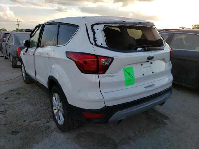 Photo 3 from auction – 2019 FORD ESCAPE SE with VIN 1FMCU9GD6KUA00915