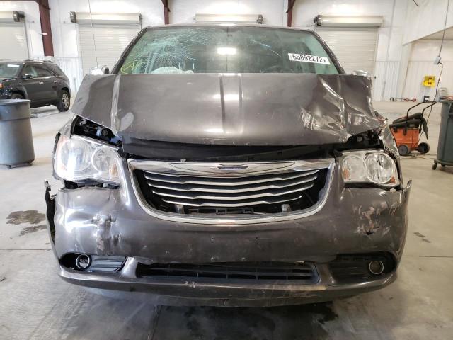 Photo 9 from auction – 2016 CHRYSLER TOWN & COU with VIN 2C4RC1CG9GR304506