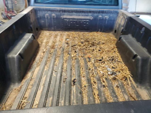 Photo 6 from auction – 2001 CHEVROLET SILVERADO with VIN 1GCEC14V51Z116011