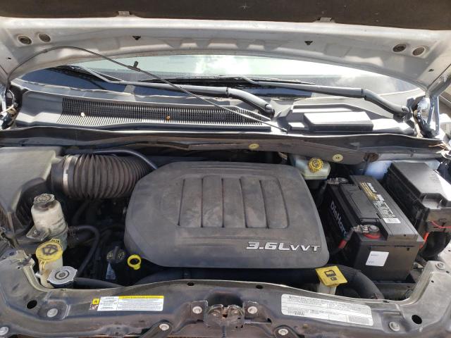 Photo 7 from auction – 2012 CHRYSLER TOWN & COU with VIN 2C4RC1CG2CR314207