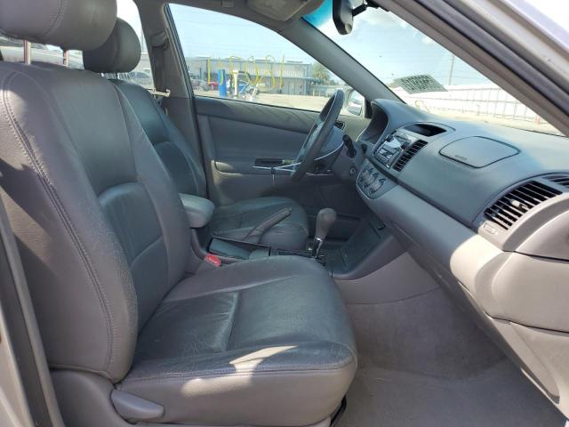 Photo 5 from auction – 2005 TOYOTA CAMRY LE with VIN 4T1BE32K75U040257