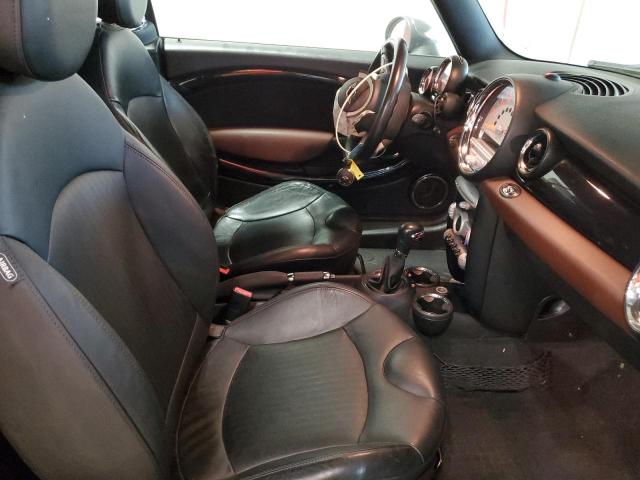 Photo 5 from auction – 2010 MINI COOPER S with VIN WMWMS3C56ATY08421