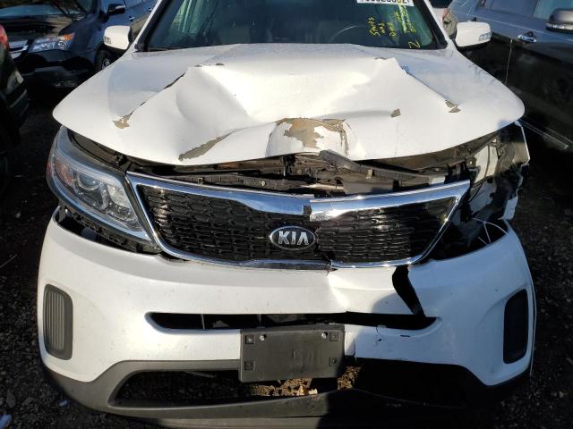 Photo 9 from auction – 2015 KIA SORENTO LX with VIN 5XYKTCA61FG649247